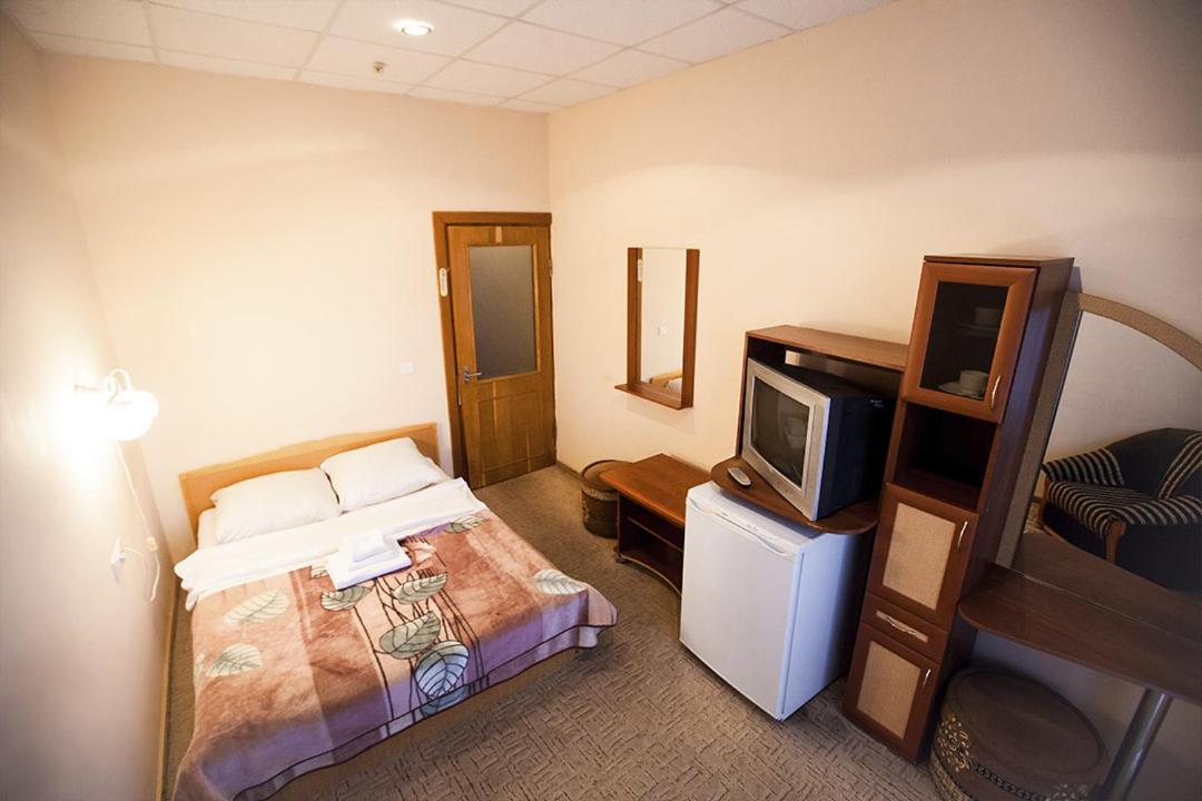 טרוסקבץ Hotel Vesna מראה חיצוני תמונה
