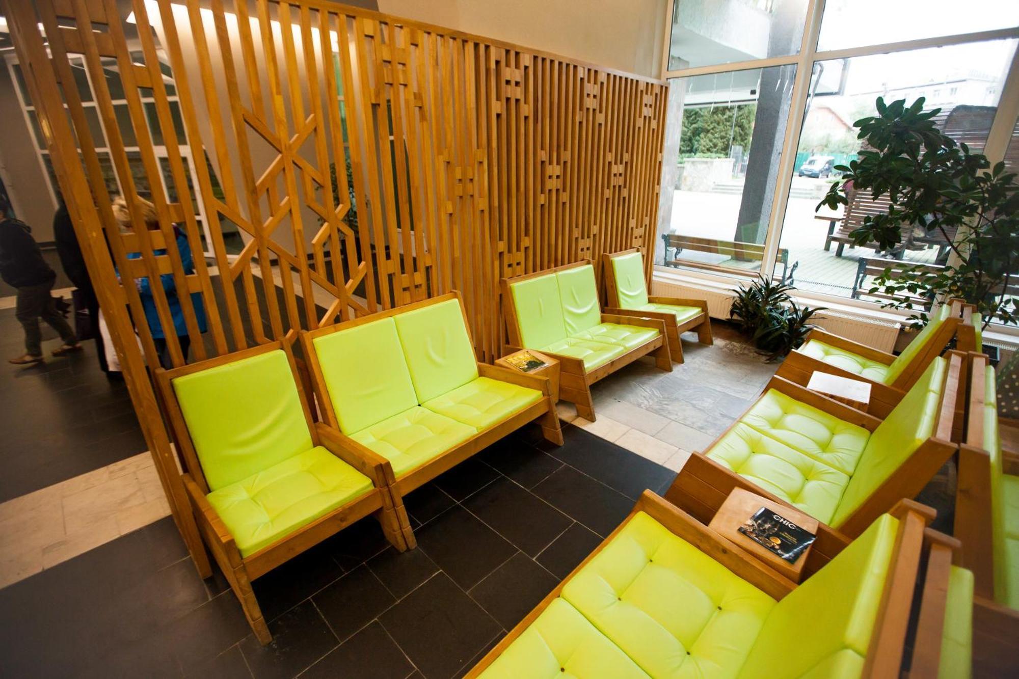 טרוסקבץ Hotel Vesna מראה חיצוני תמונה