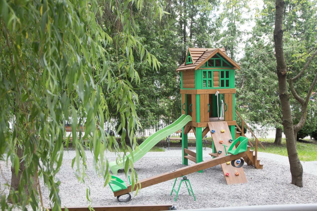 טרוסקבץ Hotel Vesna מראה חיצוני תמונה